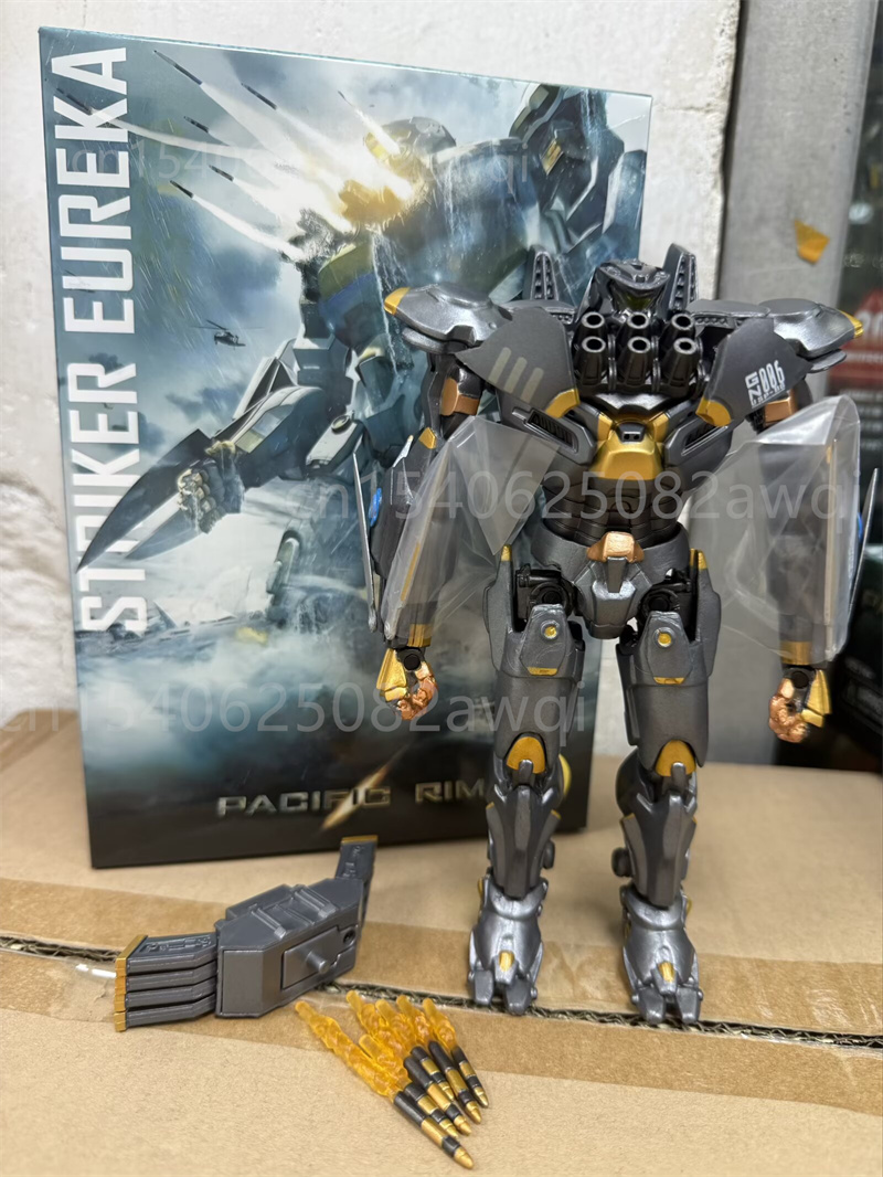 Neca Pacific Rim Figure Strike - Model Kit Pacific Rim ulasan dan harga